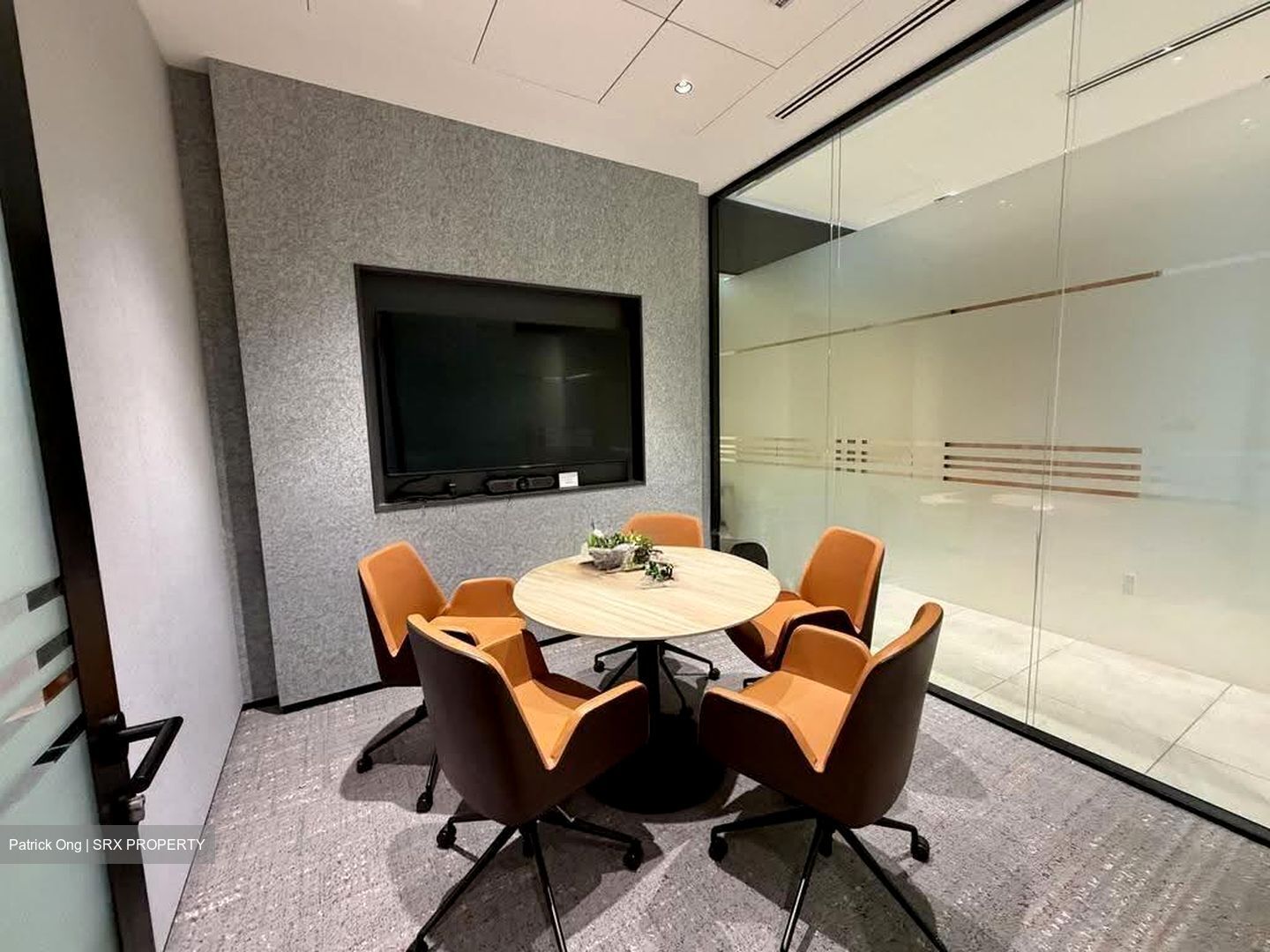 Duo Tower (D7), Office #618123301